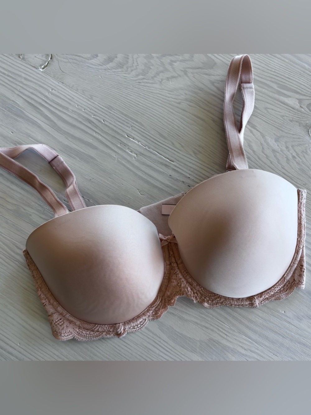 Victoria’s Secret Underwire Bra Size 36DD